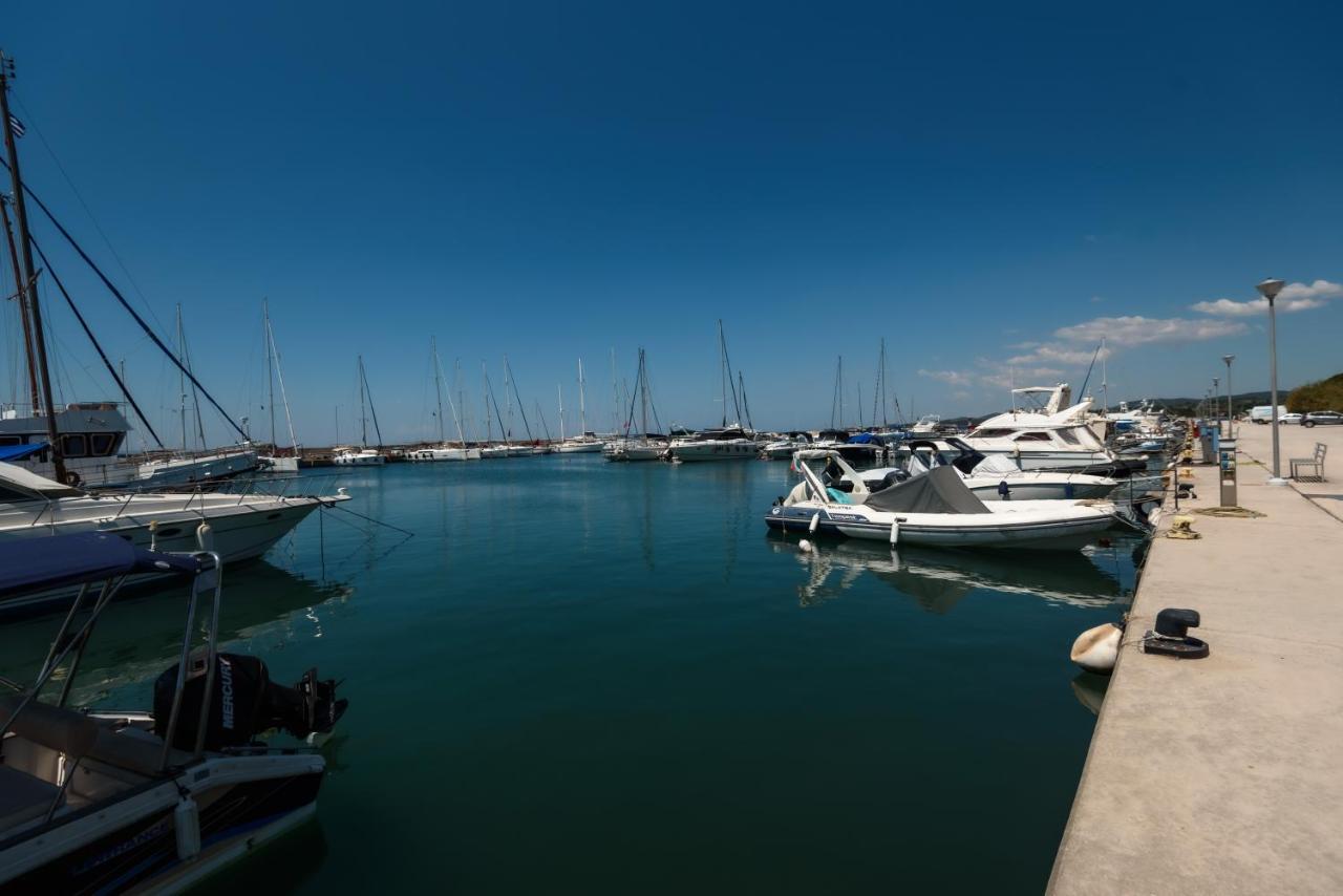 Itaka Familiy Apartments - Halkidiki Suites Com 니키티 외부 사진